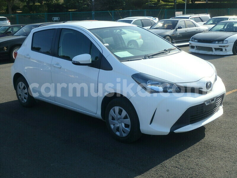 Big with watermark toyota vitz matabeleland south beitbridge 23506