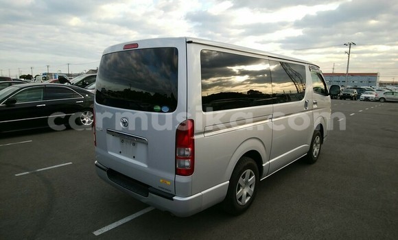 Tenga Tsaru Toyota Hiace Sirivha Mota in Beitbridge in Matabeleland South Tenga Tsaru Toyota Hiace Sirivha Mota in Beitbridge in Matabeleland South