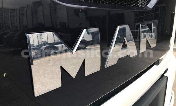 Buy Used Man Silent White Truck in Beitbridge in Matabeleland South Buy Used Man Silent White Truck in Beitbridge in Matabeleland South