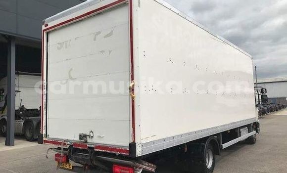 Acheter Occasion Utilitaire DAF CF Blanc à Beitbridge, Matabeleland South Acheter Occasion Utilitaire DAF CF Blanc à Beitbridge, Matabeleland South
