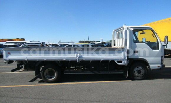 Buy Used Isuzu Elf White Truck in Beitbridge in Matabeleland South Buy Used Isuzu Elf White Truck in Beitbridge in Matabeleland South