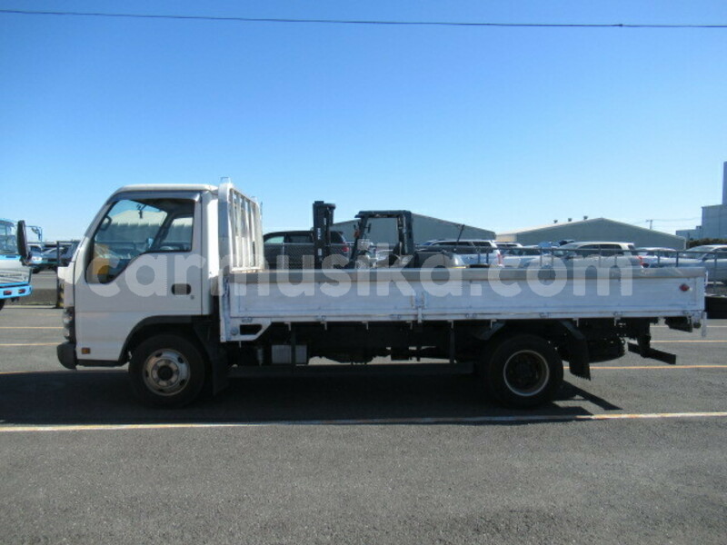 Big with watermark isuzu elf matabeleland south beitbridge 23519