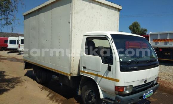 Buy Used Toyota Dyna White Truck in Beitbridge in Matabeleland South Buy Used Toyota Dyna White Truck in Beitbridge in Matabeleland South