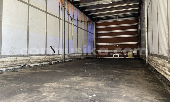 Nunua Ilio tumika Mercedes‒Benz Truck Nyingine Lori ndani ya Beitbridge nchini Matabeleland Kusini Nunua Ilio tumika Mercedes‒Benz Truck Nyingine Lori ndani ya Beitbridge nchini Matabeleland Kusini