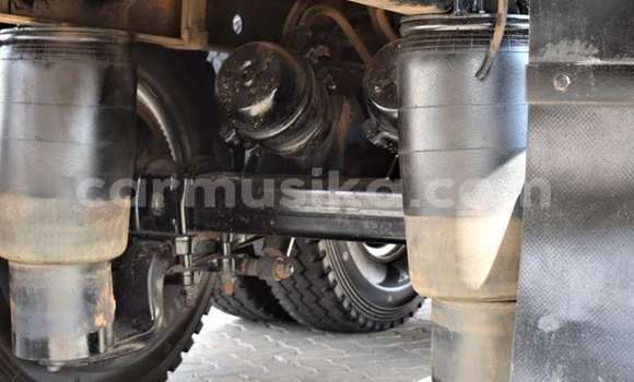 Buy Used Nissan UD White Truck in Beitbridge in Matabeleland South Buy Used Nissan UD White Truck in Beitbridge in Matabeleland South