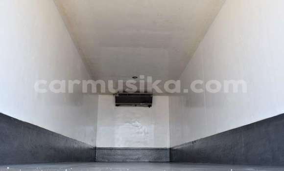 Buy Used Nissan UD White Truck in Beitbridge in Matabeleland South Buy Used Nissan UD White Truck in Beitbridge in Matabeleland South