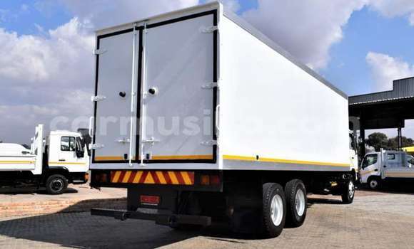 Buy Used Nissan UD White Truck in Beitbridge in Matabeleland South Buy Used Nissan UD White Truck in Beitbridge in Matabeleland South