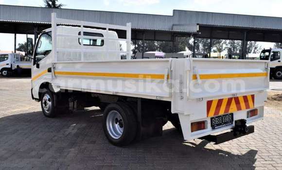 Buy Used Toyota Dyna Other Truck in Beitbridge in Matabeleland South Buy Used Toyota Dyna Other Truck in Beitbridge in Matabeleland South