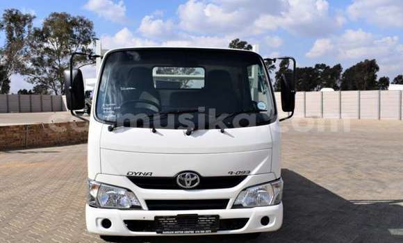 Buy Used Toyota Dyna Other Truck in Beitbridge in Matabeleland South Buy Used Toyota Dyna Other Truck in Beitbridge in Matabeleland South