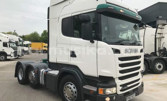 Buy Used Scania R420 White Truck in Beitbridge in Matabeleland South