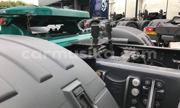 Buy Used Scania R420 White Truck in Beitbridge in Matabeleland South Buy Used Scania R420 White Truck in Beitbridge in Matabeleland South