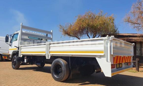 Tenga Tsaru Toyota Dyna Chena Rori in Beitbridge in Matabeleland South Tenga Tsaru Toyota Dyna Chena Rori in Beitbridge in Matabeleland South