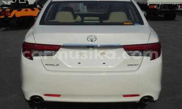 Acheter Occasion Voiture Toyota Mark X Blanc à Beitbridge, Matabeleland South Acheter Occasion Voiture Toyota Mark X Blanc à Beitbridge, Matabeleland South