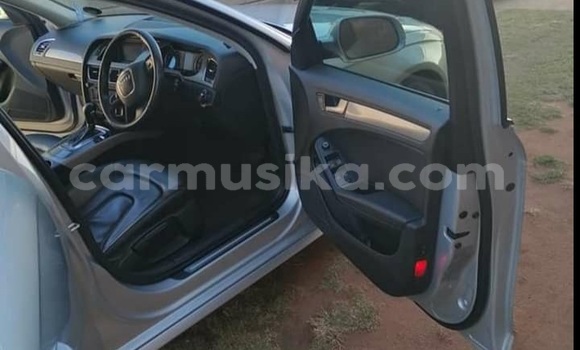 Acheter Occasion Voiture Audi A4 Gris à Beitbridge, Matabeleland South Acheter Occasion Voiture Audi A4 Gris à Beitbridge, Matabeleland South