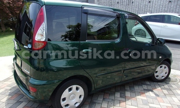 Nunua Ilio tumika Toyota FunCargo Kijani Gari ndani ya Beitbridge nchini Matabeleland Kusini Nunua Ilio tumika Toyota FunCargo Kijani Gari ndani ya Beitbridge nchini Matabeleland Kusini