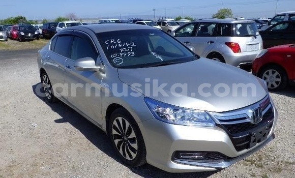 Buy Used Honda Accord Silver Car in Beitbridge in Matabeleland South