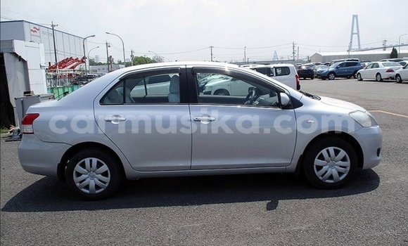 Acheter Occasion Voiture Toyota Belta Gris à Beitbridge, Matabeleland South Acheter Occasion Voiture Toyota Belta Gris à Beitbridge, Matabeleland South