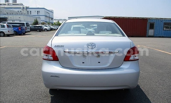 Acheter Occasion Voiture Toyota Belta Gris à Beitbridge, Matabeleland South Acheter Occasion Voiture Toyota Belta Gris à Beitbridge, Matabeleland South