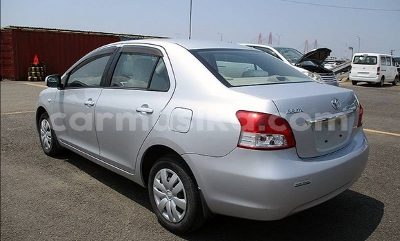 Acheter Occasion Voiture Toyota Belta Gris à Beitbridge, Matabeleland South Acheter Occasion Voiture Toyota Belta Gris à Beitbridge, Matabeleland South