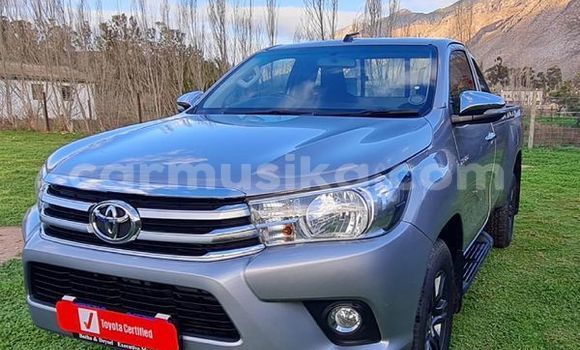 Buy Used Toyota Hilux Silver Car in Beitbridge in Matabeleland South Buy Used Toyota Hilux Silver Car in Beitbridge in Matabeleland South