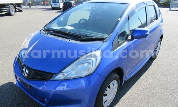 Buy Used Honda Fit Blue Car in Beitbridge in Matabeleland South Buy Used Honda Fit Blue Car in Beitbridge in Matabeleland South