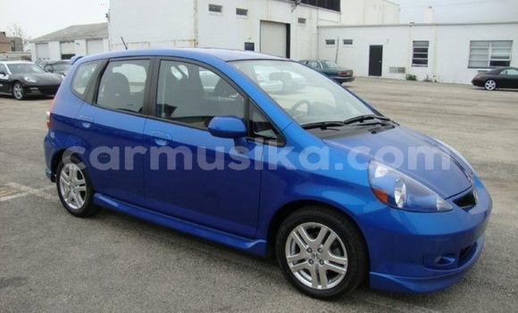 Buy Used Honda Fit Blue Car in Beitbridge in Matabeleland South Buy Used Honda Fit Blue Car in Beitbridge in Matabeleland South