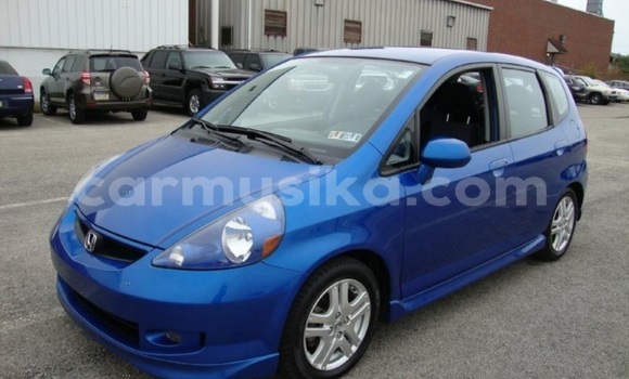 Buy Used Honda Fit Blue Car in Beitbridge in Matabeleland South Buy Used Honda Fit Blue Car in Beitbridge in Matabeleland South