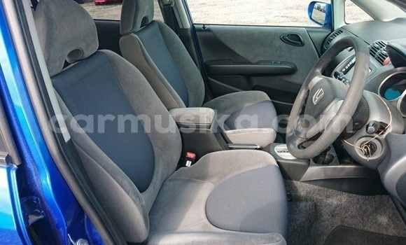 Buy Used Honda Fit Blue Car in Beitbridge in Matabeleland South Buy Used Honda Fit Blue Car in Beitbridge in Matabeleland South