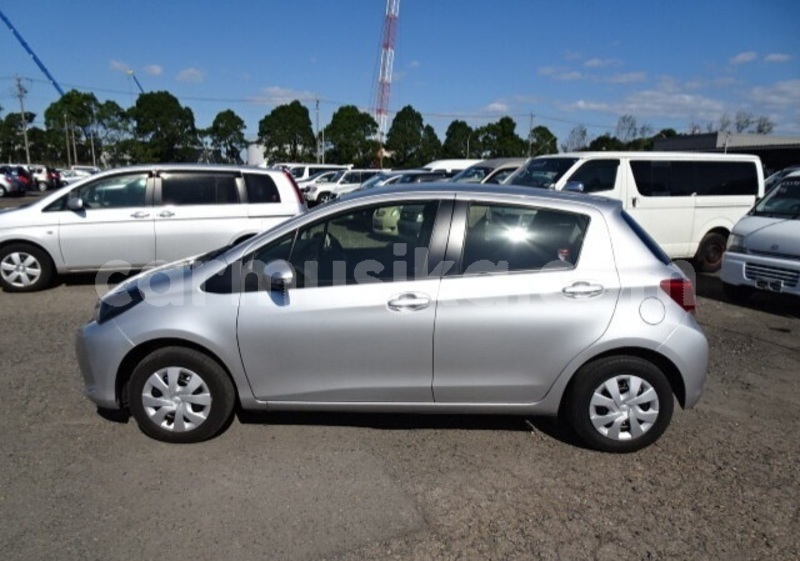 Big with watermark toyota vitz matabeleland south beitbridge 23559