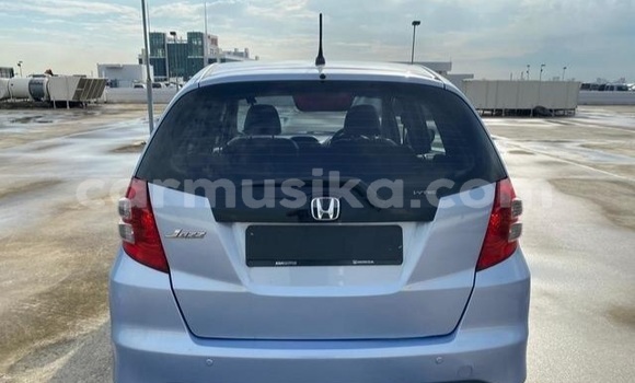 Buy Used Honda Fit White Car in Beitbridge in Matabeleland South Buy Used Honda Fit White Car in Beitbridge in Matabeleland South