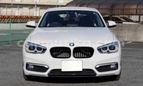 Nunua Ilio tumika BMW 1-Series Nyeupe Gari ndani ya Beitbridge nchini Matabeleland Kusini Nunua Ilio tumika BMW 1-Series Nyeupe Gari ndani ya Beitbridge nchini Matabeleland Kusini