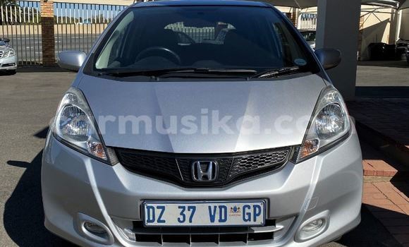 Tenga Tsaru Honda Jazz Sirivha Mota in Beitbridge in Matabeleland South Tenga Tsaru Honda Jazz Sirivha Mota in Beitbridge in Matabeleland South