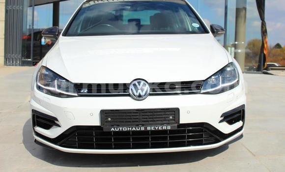 Buy Used Volkswagen Golf GTI White Car in Beitbridge in Matabeleland South Buy Used Volkswagen Golf GTI White Car in Beitbridge in Matabeleland South