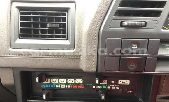 Nunua Ilio tumika Nissan Sentra Nyeupe Gari ndani ya Beitbridge nchini Matabeleland Kusini Nunua Ilio tumika Nissan Sentra Nyeupe Gari ndani ya Beitbridge nchini Matabeleland Kusini