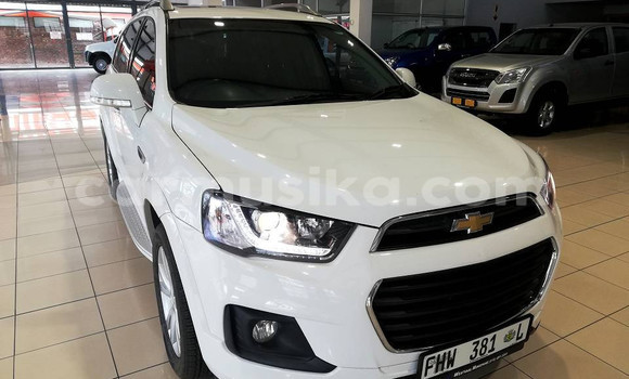 Acheter Occasion Voiture Chevrolet Captiva Blanc à Beitbridge, Matabeleland South