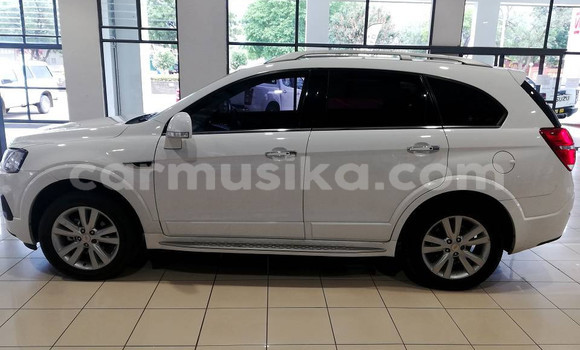 Buy Used Chevrolet Captiva White Car in Beitbridge in Matabeleland South Buy Used Chevrolet Captiva White Car in Beitbridge in Matabeleland South