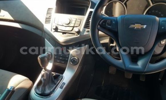 Buy Used Chevrolet Cruze White Car in Beitbridge in Matabeleland South Buy Used Chevrolet Cruze White Car in Beitbridge in Matabeleland South