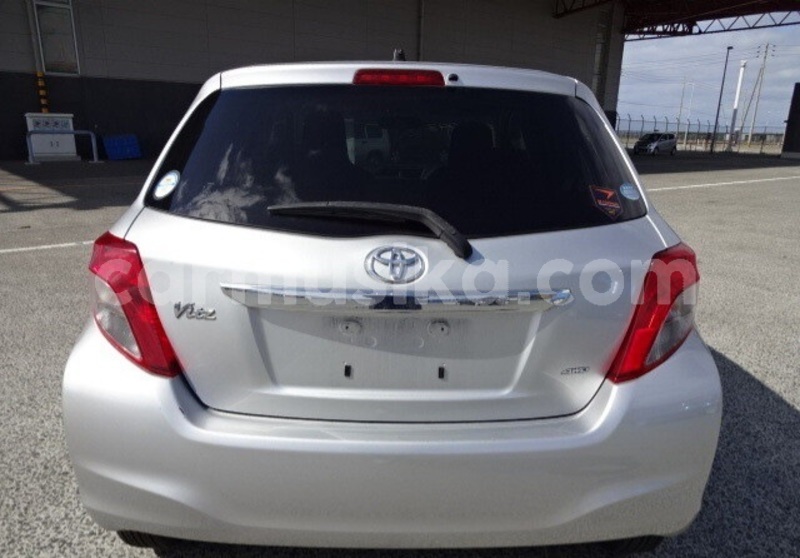 Big with watermark toyota vitz matabeleland south beitbridge 23587