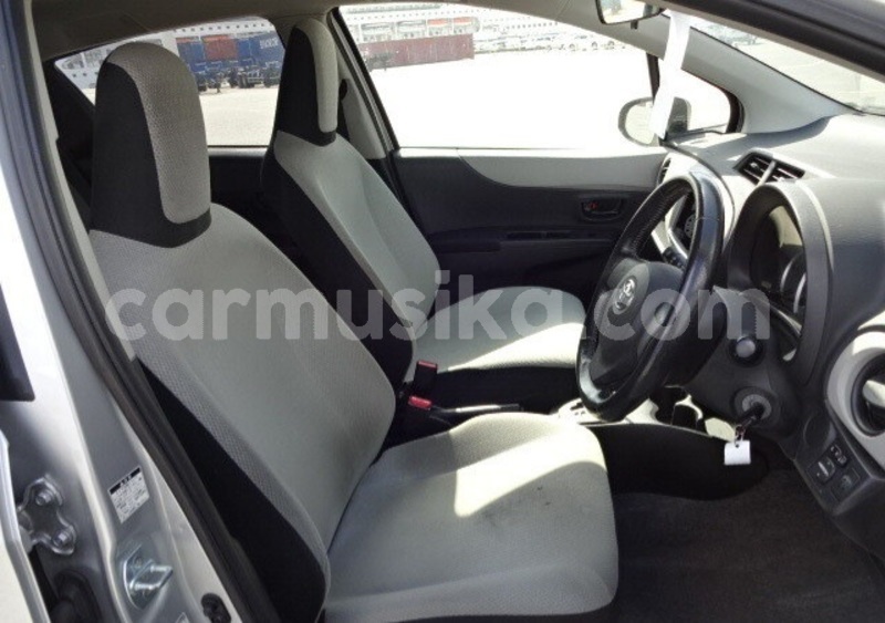 Big with watermark toyota vitz matabeleland south beitbridge 23587
