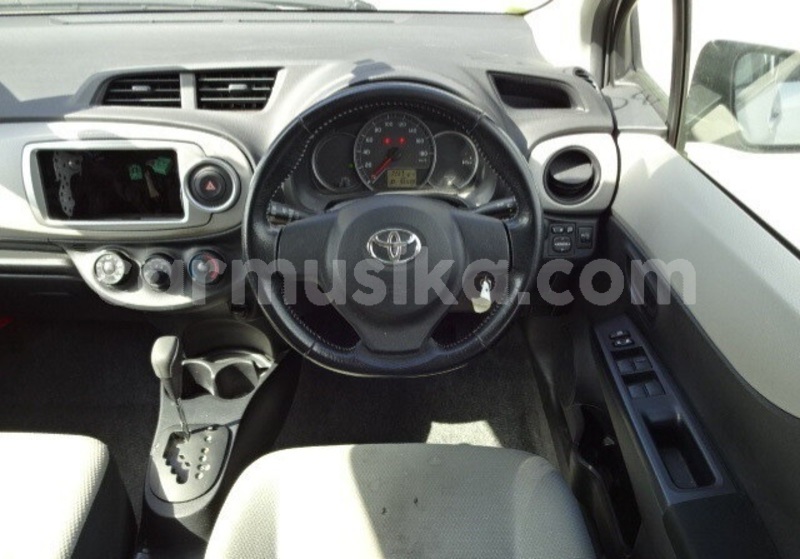 Big with watermark toyota vitz matabeleland south beitbridge 23587