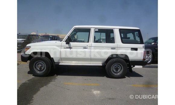 Buy Import Toyota Land Cruiser White Car in Import - Dubai in Harare Buy Import Toyota Land Cruiser White Car in Import - Dubai in Harare