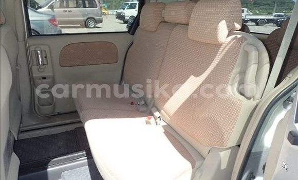 Nunua Ilio tumika Toyota Sienta Fedha Gari ndani ya Beitbridge nchini Matabeleland Kusini Nunua Ilio tumika Toyota Sienta Fedha Gari ndani ya Beitbridge nchini Matabeleland Kusini