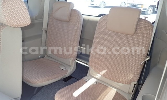 Nunua Ilio tumika Toyota Sienta Fedha Gari ndani ya Beitbridge nchini Matabeleland Kusini Nunua Ilio tumika Toyota Sienta Fedha Gari ndani ya Beitbridge nchini Matabeleland Kusini