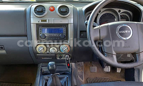 Tenga Tsaru Isuzu KB Chena Mota in Harare in Harare Tenga Tsaru Isuzu KB Chena Mota in Harare in Harare