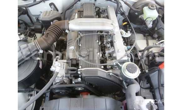 Buy Import Toyota Land Cruiser White Car in Import - Dubai in Harare Buy Import Toyota Land Cruiser White Car in Import - Dubai in Harare