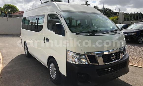 Nunua Ilio tumika Nissan Caravan Nyeupe Gari ndani ya Harare nchini Harare
