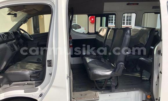 Buy Used Nissan Caravan White Car in Harare in Harare Buy Used Nissan Caravan White Car in Harare in Harare