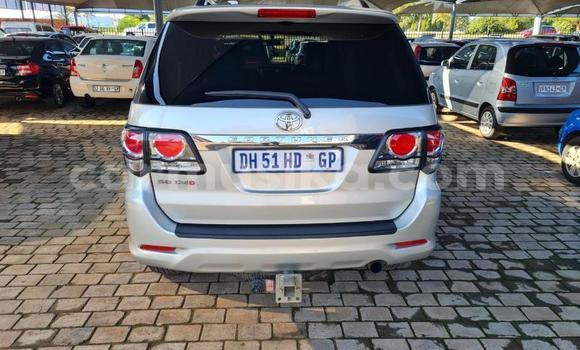 Buy Used Toyota Fortuner Silver Car in Harare in Harare Buy Used Toyota Fortuner Silver Car in Harare in Harare