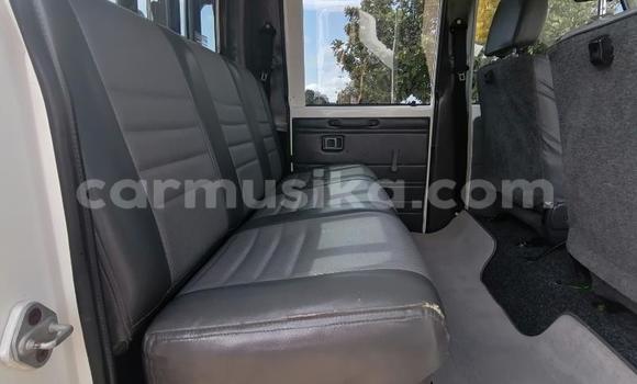 Buy Used Toyota Land Cruiser White Car in Harare in Harare Buy Used Toyota Land Cruiser White Car in Harare in Harare