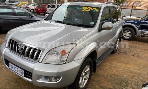 Acheter Occasion Voiture Toyota Land Cruiser Prado Gris à Harare, Harare Acheter Occasion Voiture Toyota Land Cruiser Prado Gris à Harare, Harare